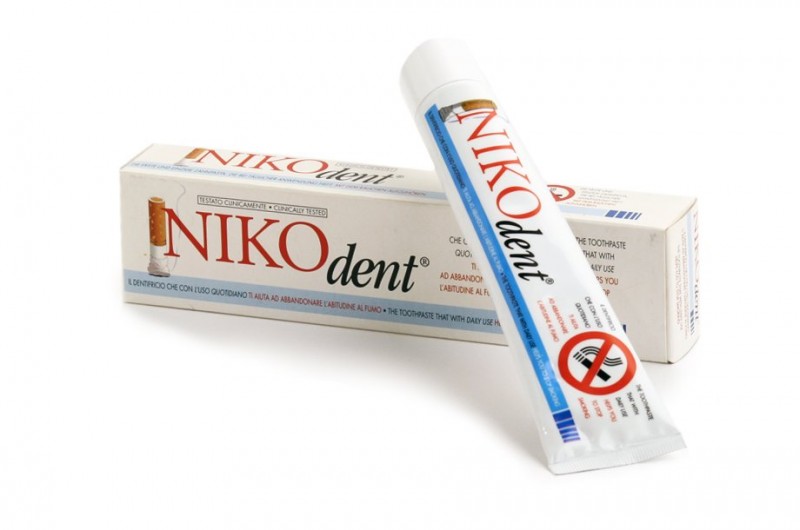 Nikodent dentifricio  per aiutare ad abbandonare il fumo(disponibili 3 pezzi)
